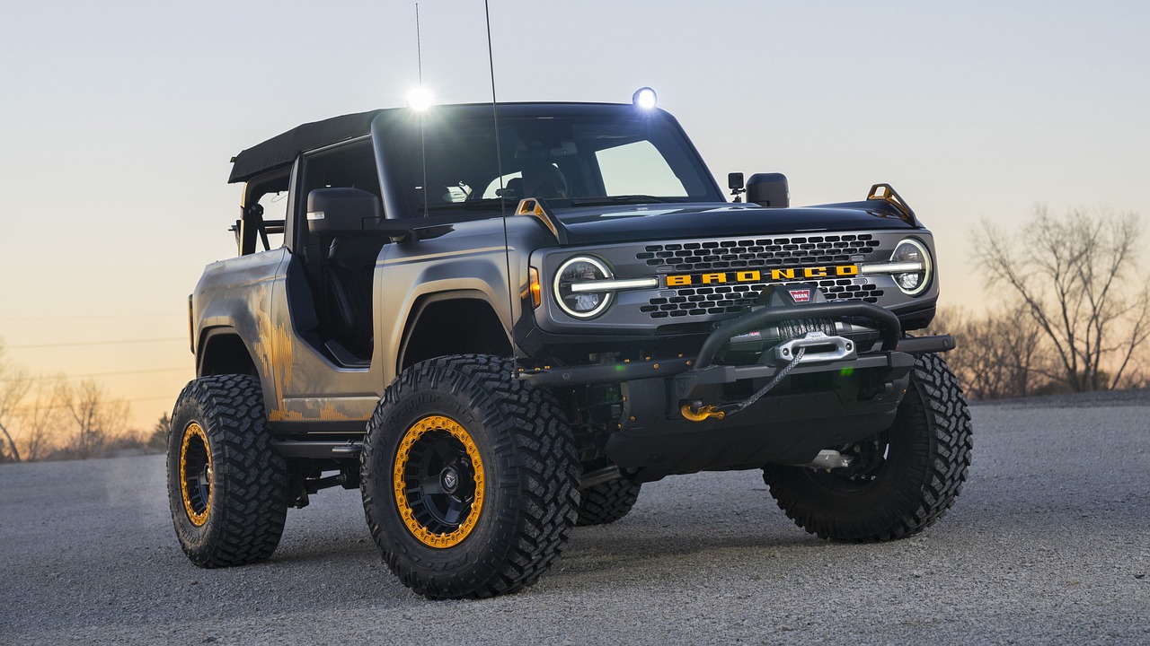 2022 Ford Bronco with lift kit and off-road lights